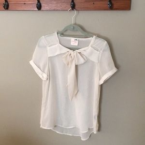 Tommy girl size large cream top